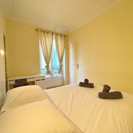 Chambre Lit Double Et Salon Avec Canape-Lit A 10 Minutes Des Champs Elysees 파리 외부 사진