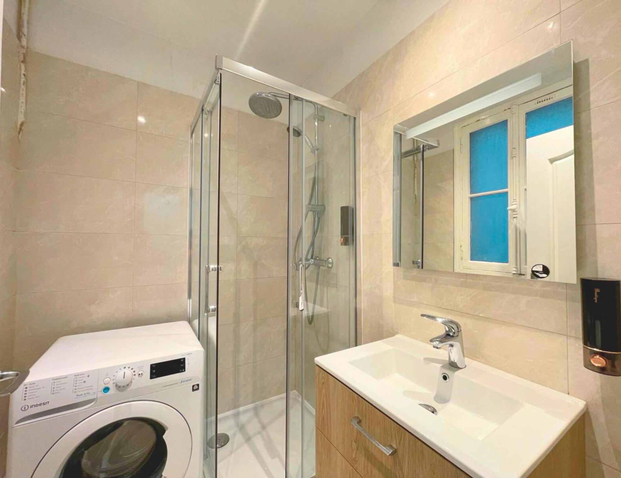 Chambre Lit Double Et Salon Avec Canape-Lit A 10 Minutes Des Champs Elysees 파리 외부 사진