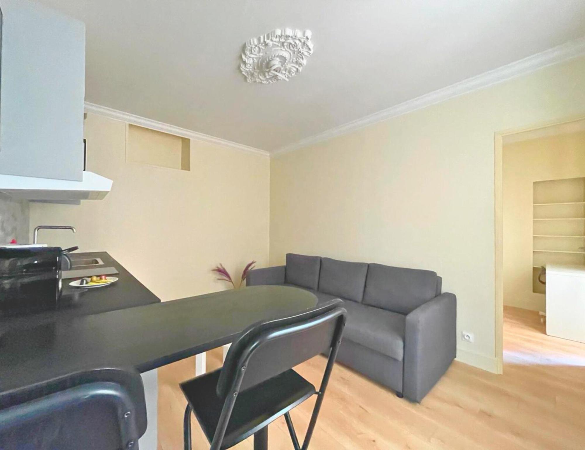 Chambre Lit Double Et Salon Avec Canape-Lit A 10 Minutes Des Champs Elysees 파리 외부 사진